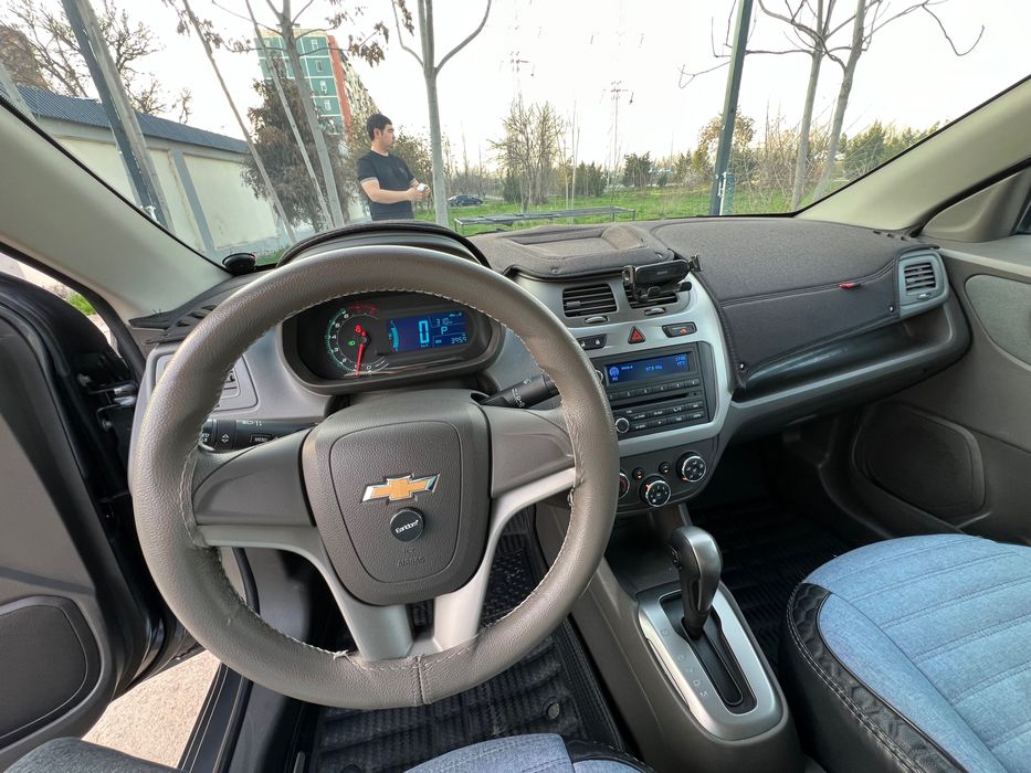 Chevrolet Cobalt 4 pozitsiya, avtomat, 38.000 probeg, 2021 yil, benzin