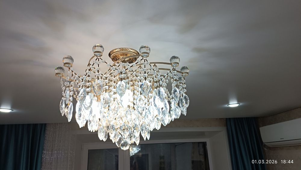 Люстра хрустальная
