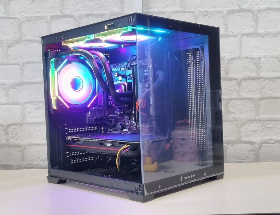 Unitate PC Gaming: Ryzen 5 2400G/16GB RAM/GTX 1080 8GB/240GB SSD/1TB HDD/ARGB