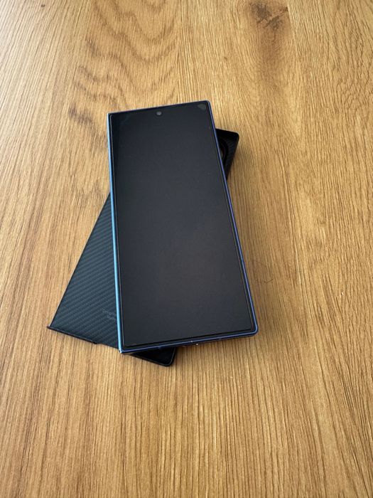 Продавам Samsung Galaxy Z Fold 7 Blue Shadow 512GB.