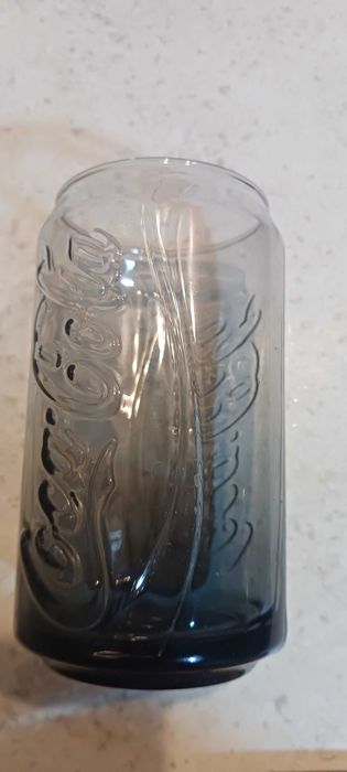 coca cola  колекционерска бутилка и чаша тип кенче