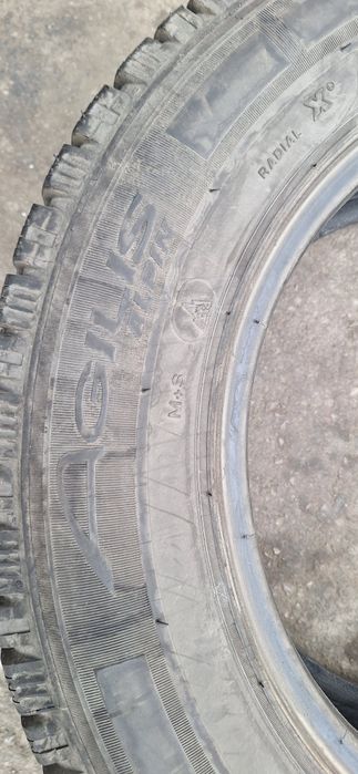 2 бр 215 65 16C Michelin alpin agilis