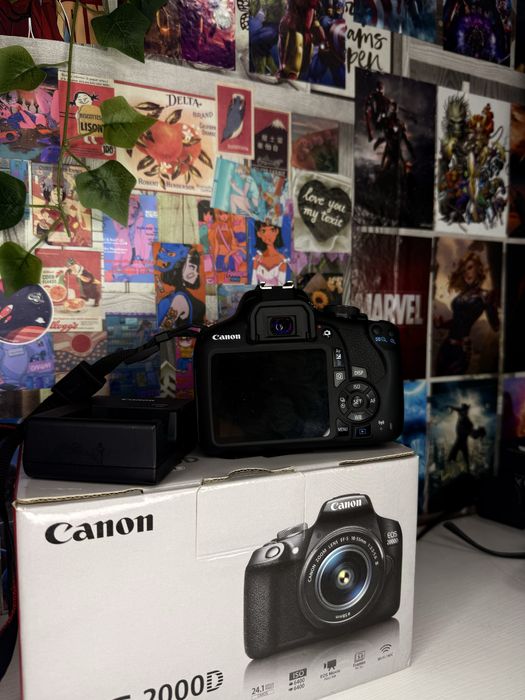 Фотоаппарат canon eos2000D