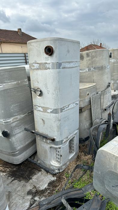 Резервоар за Волво, Рено