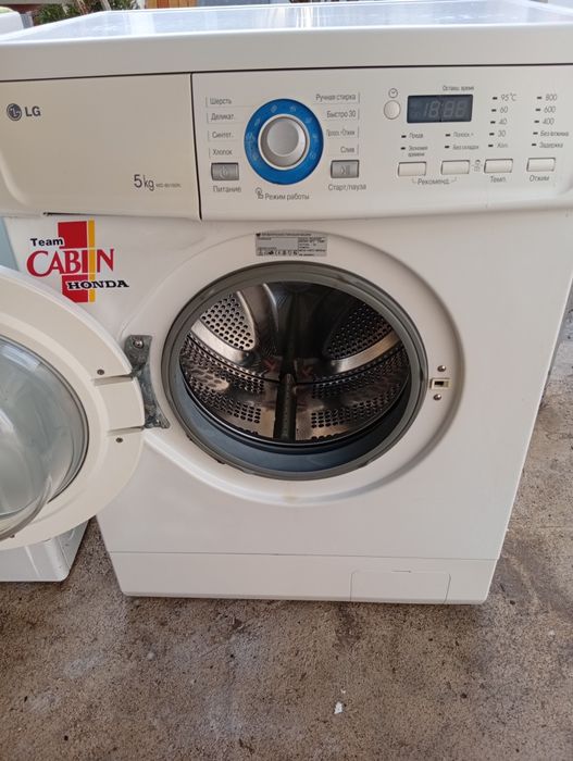 срочно продается Стиральная машина