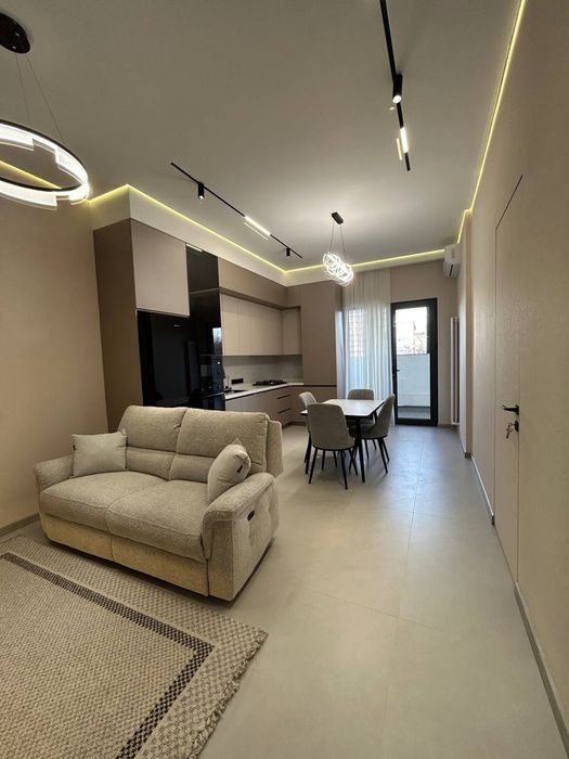 Элитный комплекс Мухташам 67м²+16м² терраса 2-ком., новая меблирована