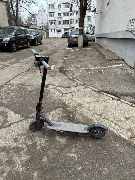 Trotineta electrică Tuya