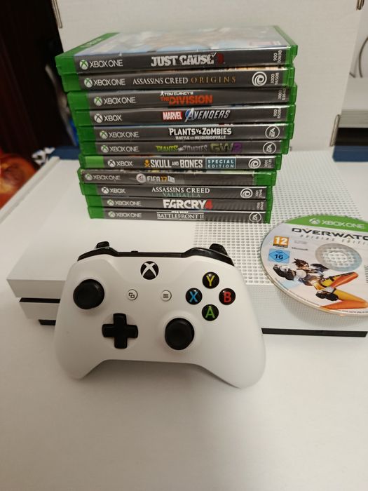 Xbox ONES S + 3 jocuri la alegere + 1 controller