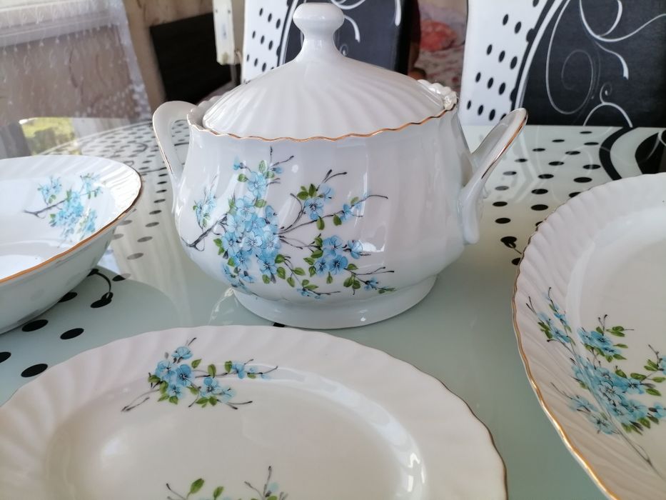 Български порцелан, колекционерски ретро комплект