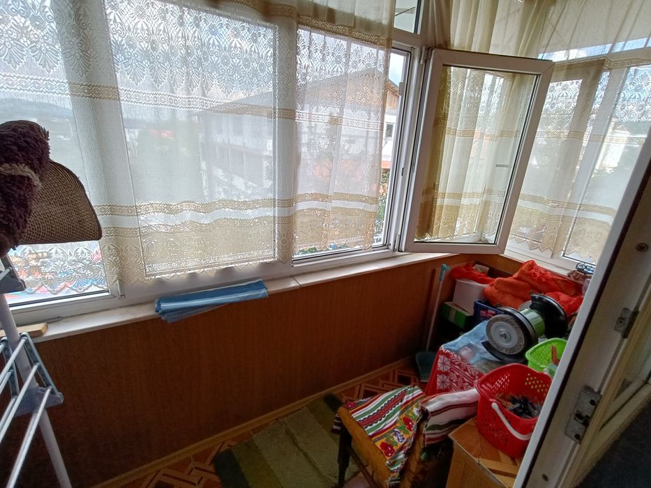 Apartament 3 camere 2 Balcoane 2 bai etaj 2!