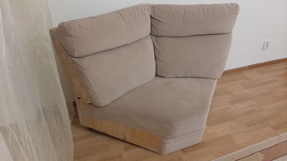 Кресло мягкий уголок