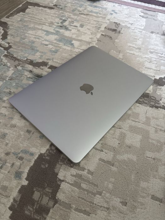 MacBook Pro 13 i5