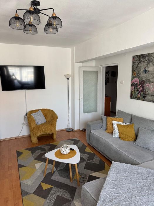 Apartament 4 camere - Valea Aurie