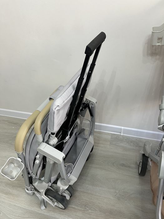 Детская коляска для близняшок