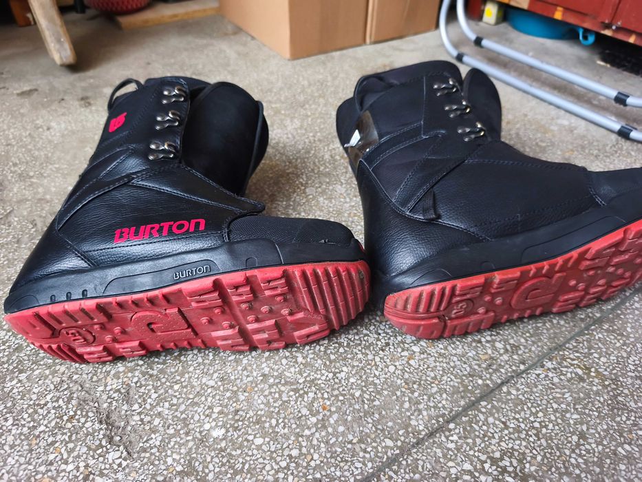 Boots BURTON marime EUR 43.5