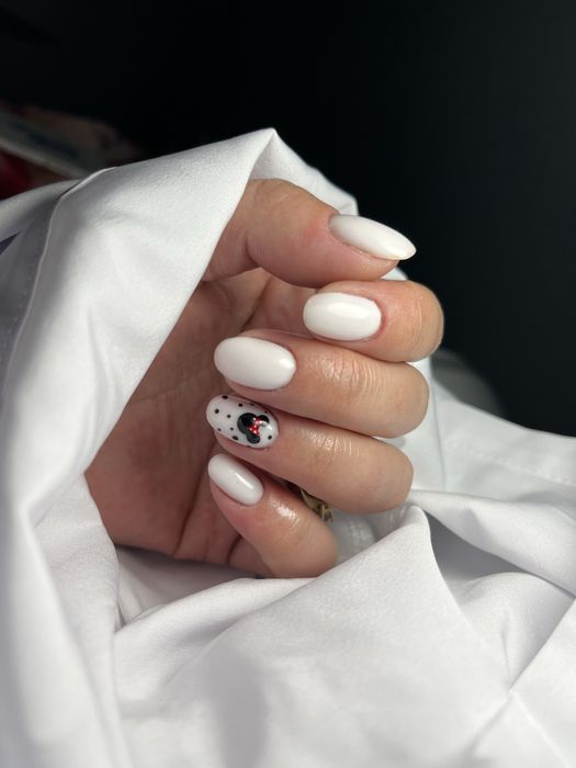 unghii cu gel  si oja semipermanenta