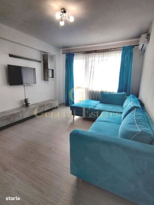 Vând apartament 2 camere Tractorul