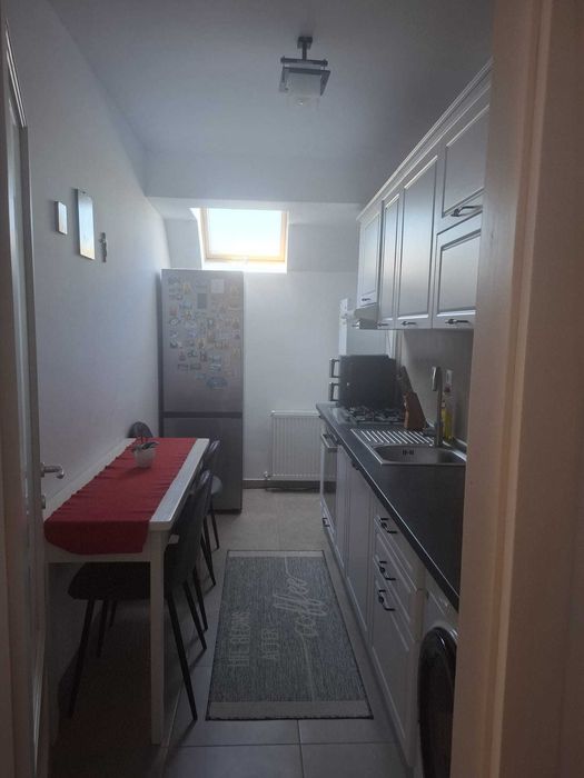 Vând apartament cu două camere în Florești, complet mobilat și utilat