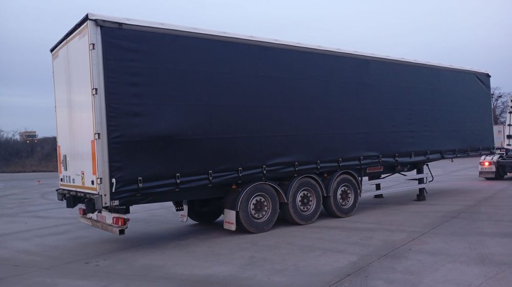 Semiremorca Fruehauf  Maxispeed