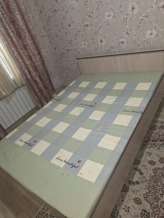 Продам кровать 140х200
