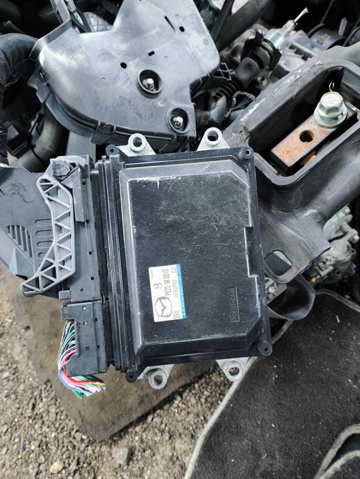 Мazda LF 2.0  2.3 литра  Двигатель мотор