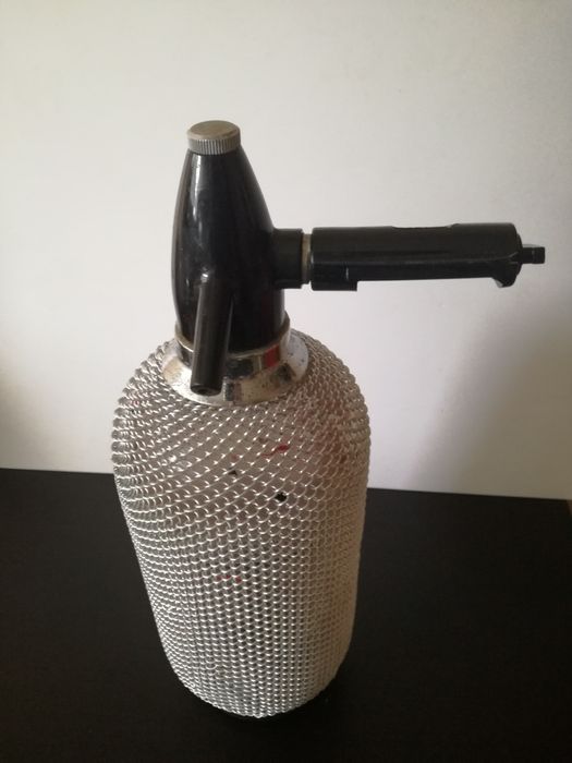 Ретро шише сифон за сода газирана вода