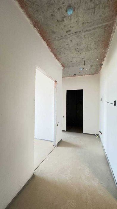 Продается квартира в Алмазарском районе Новостройка 2-х ком коробка