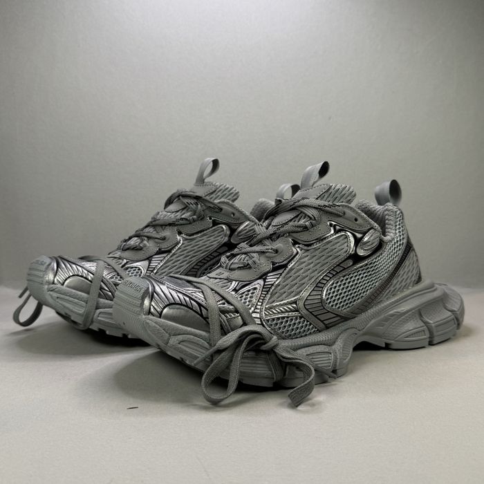 Balenciaga 3XL "Grey And White"! НОВИ!