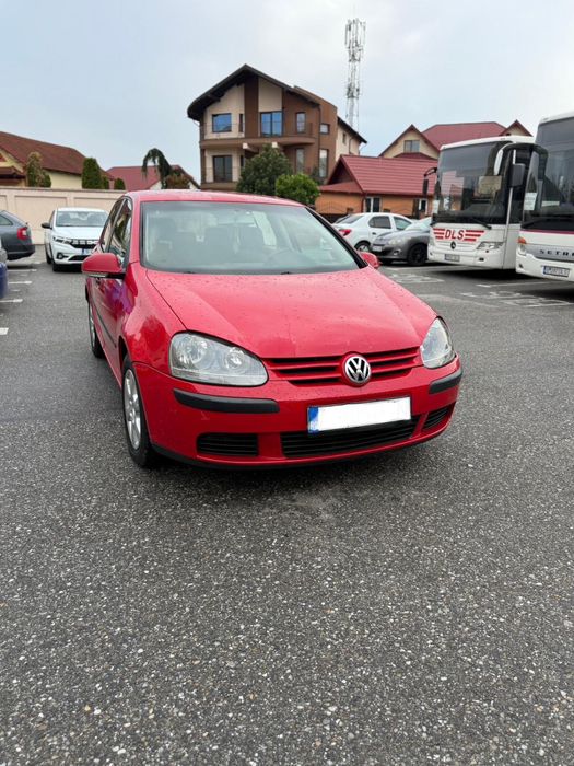 Se vinde  golf 5 fsi