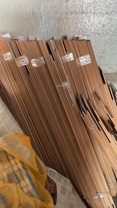 Ламинат, напольное покрытие, линолеум.