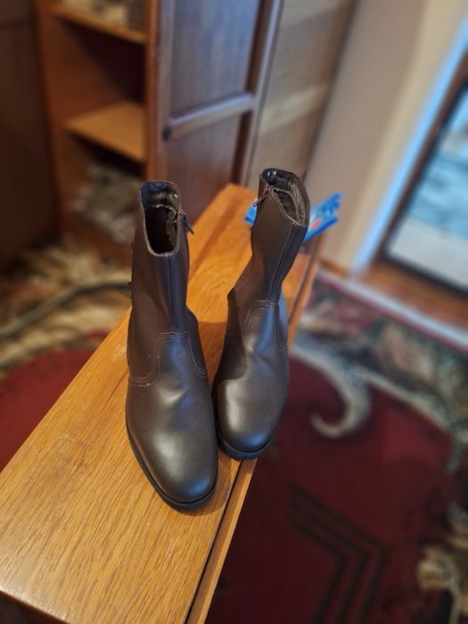 Ghete îmblănite noi