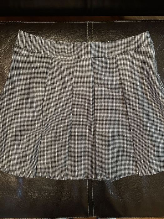 Дамска пола плисе