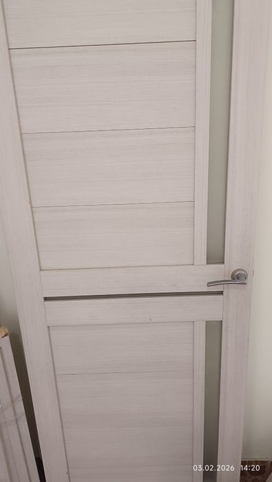 Продам межкомнатную дверь