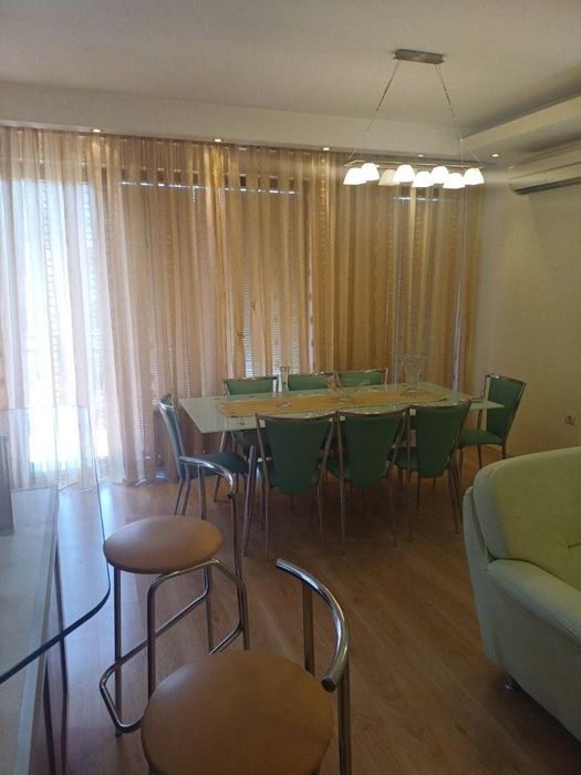 Дава се под наем Тристаен апартамент в София, Витоша - 117 кв.м за 850 € - Снимка #4