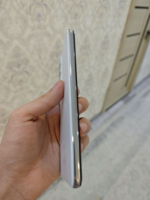 Galaxy A52 128GB в идеальном состоянии