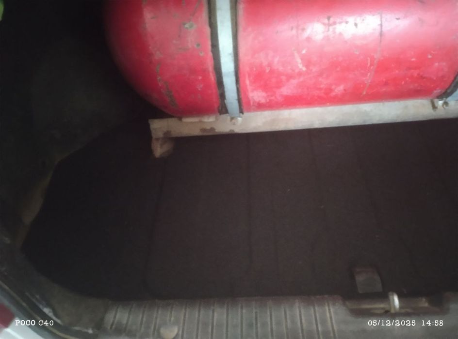 Lacetti avto sotiladi narxi kelishilgan xolda