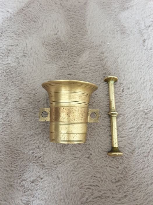 Mojar din bronz cu pistil