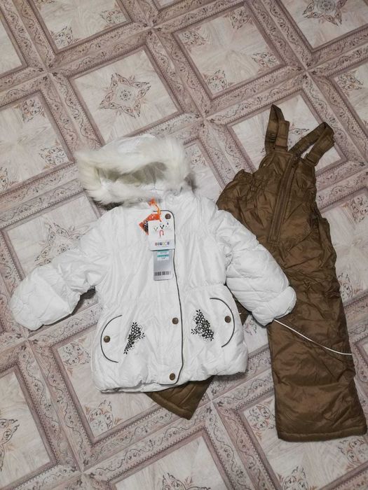 Зимний комбинезон девочке