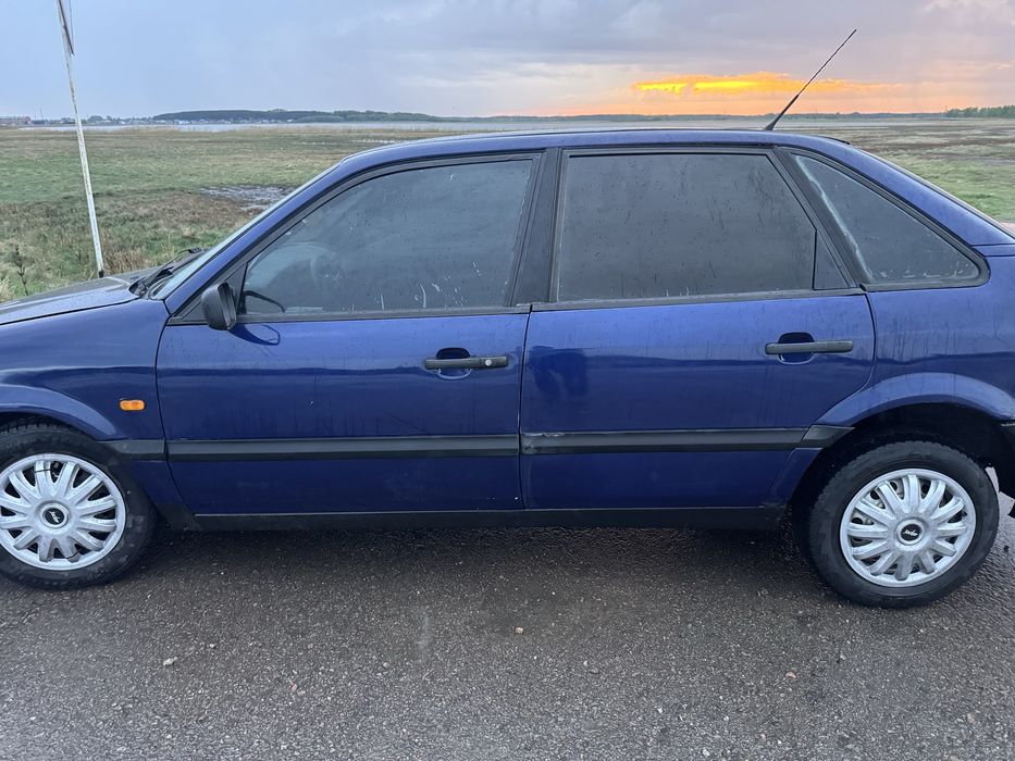 Продам VW PASSAT B4 1,8 МОНО