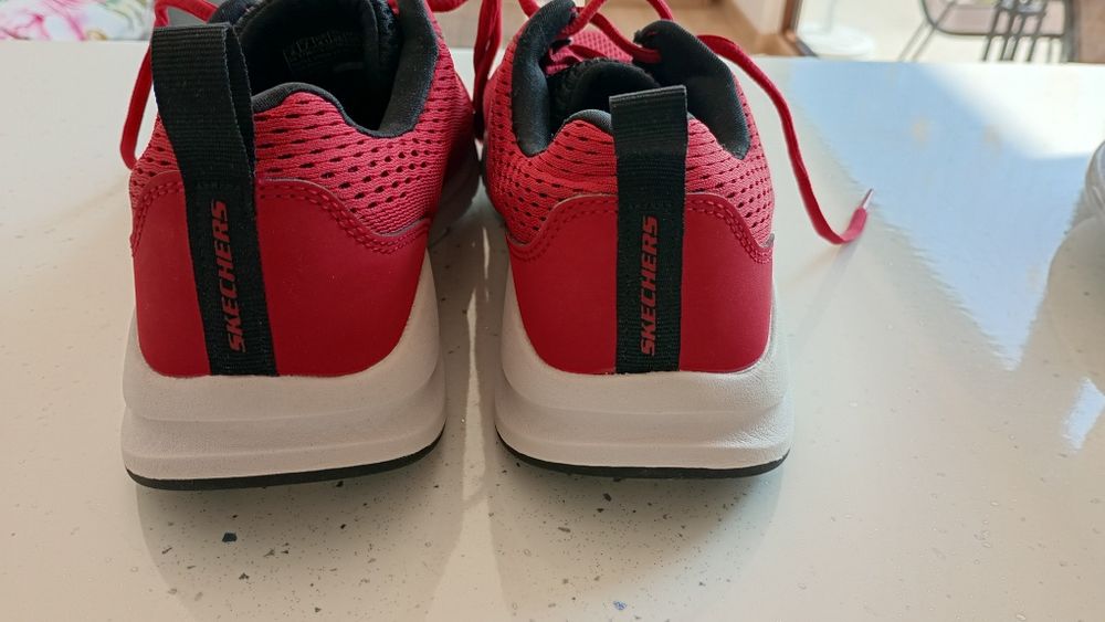 Маратонки Skechers Lite-weight 41