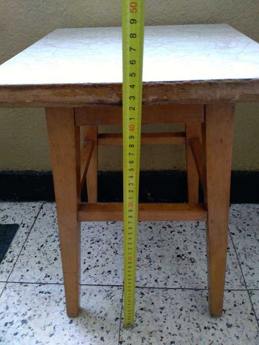 Стол --табуретка -