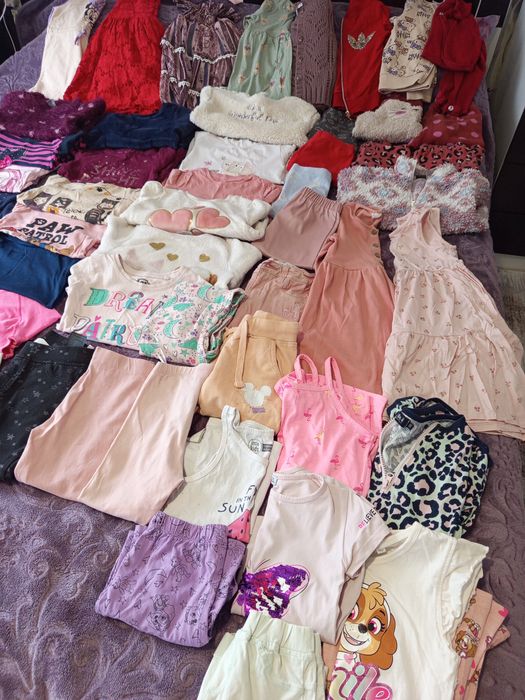 Дрехи за момичее