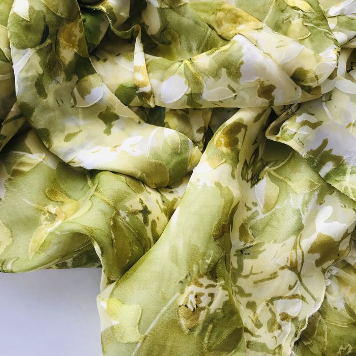 Рокля ,естествена коприна