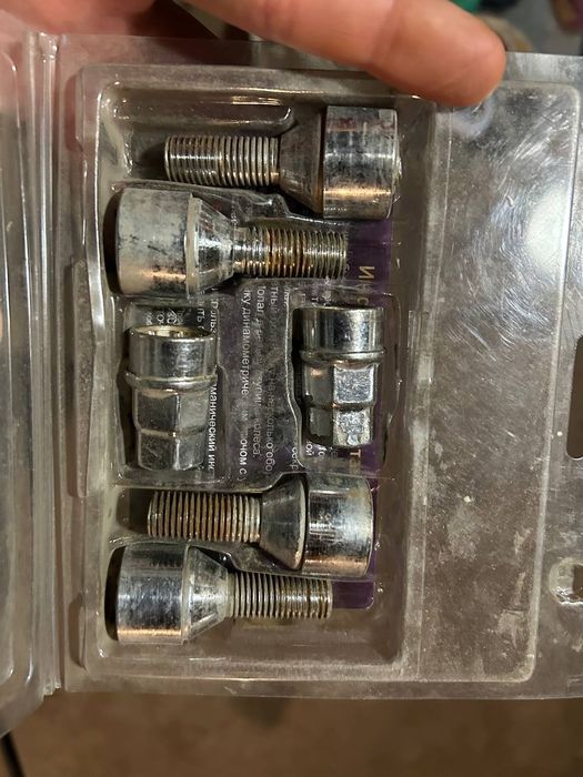 Продам секретары лада ларгус