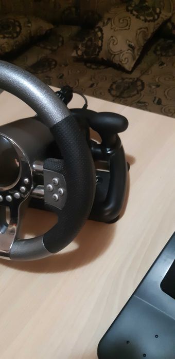 Волан с педали и лост за PC