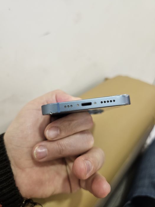 Vând Iphone 14 96% batetia