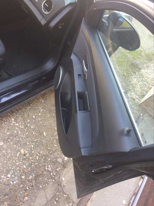 Лек автомобил Chevrolet Cruze 2012г.