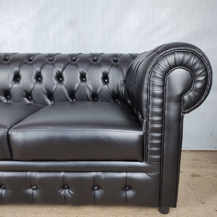 Диван Честер трёхместный