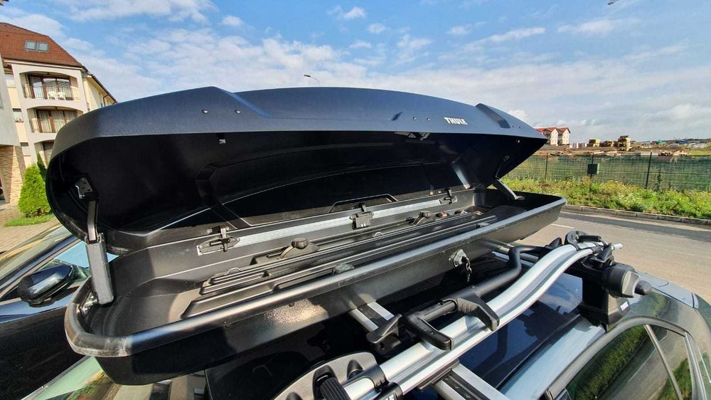 Inchiriez Cutie portbagaj Thule Force XT Sport/ Suport biciclete Thule