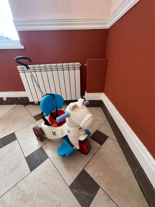 Продам лошадку- каталку